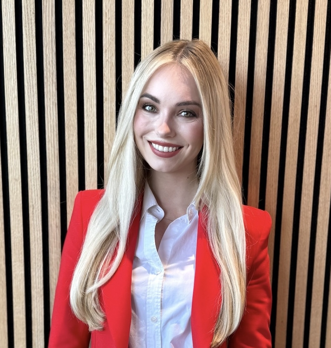 Lauren Gesing discussing personal branding and corporate visibility at Henkel and the rise of corporate influencers in Germany